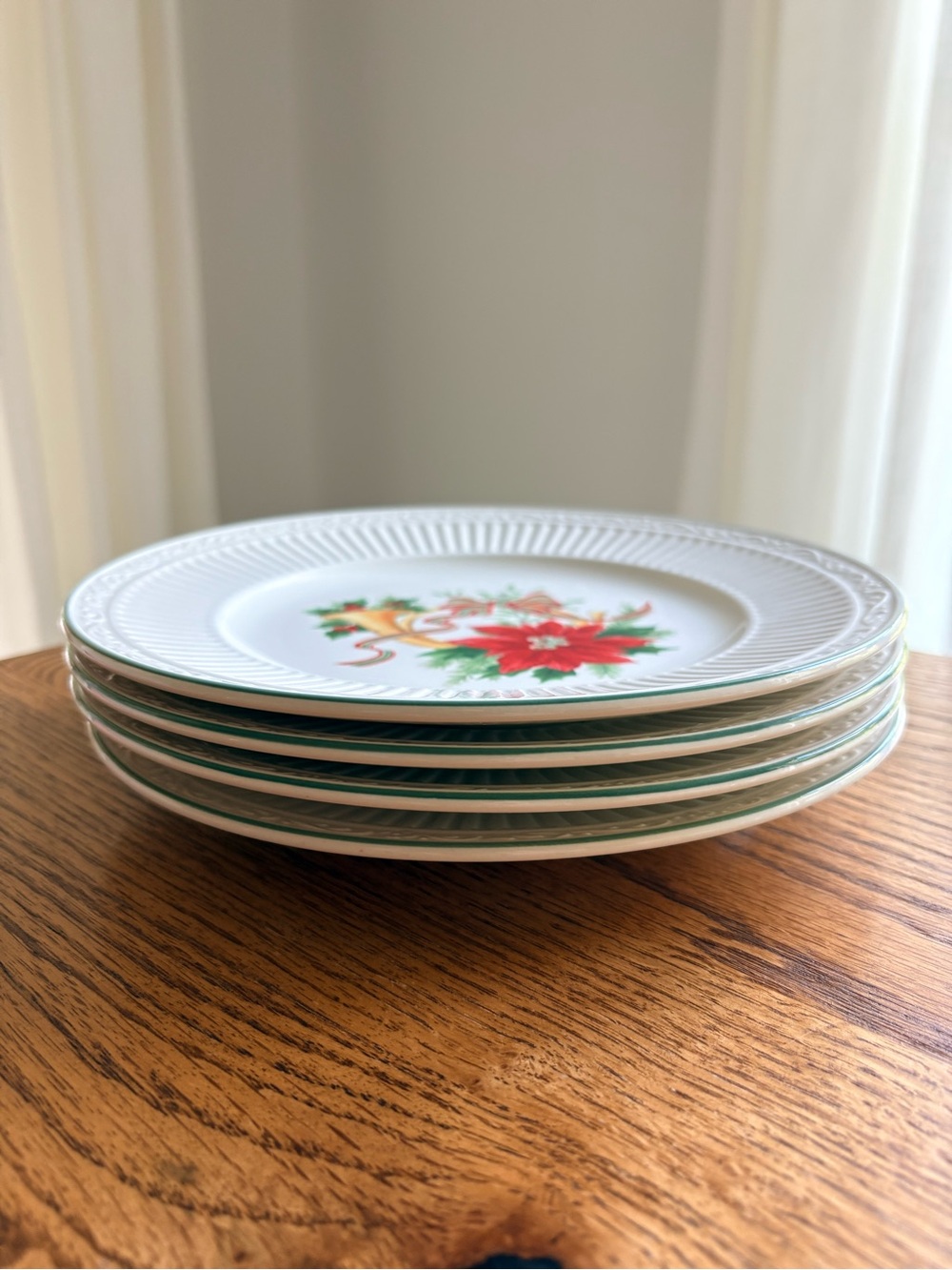 Mikasa Italian Holiday with Poinsettia, Horn, and Bow Salad Plates - set of 4. - Picture 10 of 12